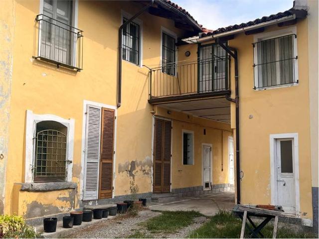 Rustico in vendita a Berzano di San Pietro, Asti