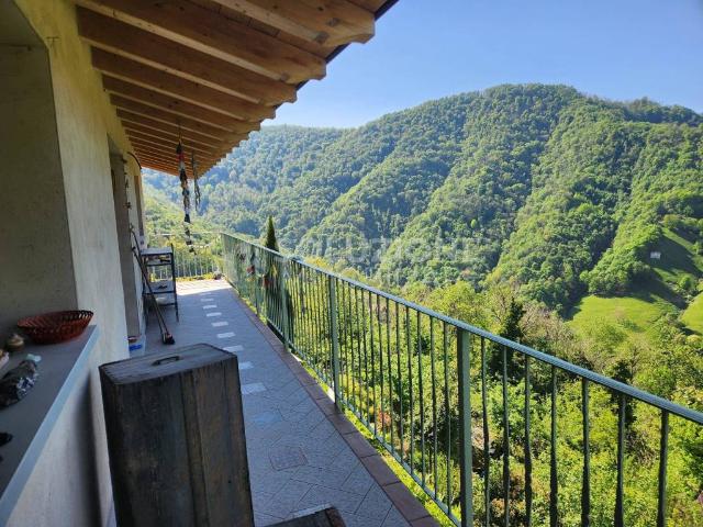Rustico in vendita a Berzo San Fermo, Lombardia