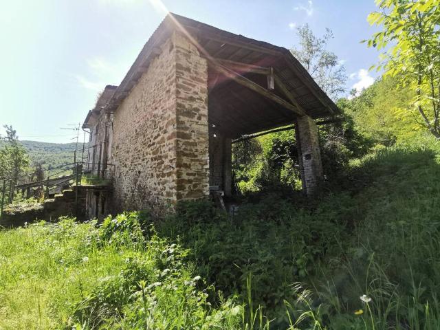 Rustico in vendita a Bettola, Reggio Emilia