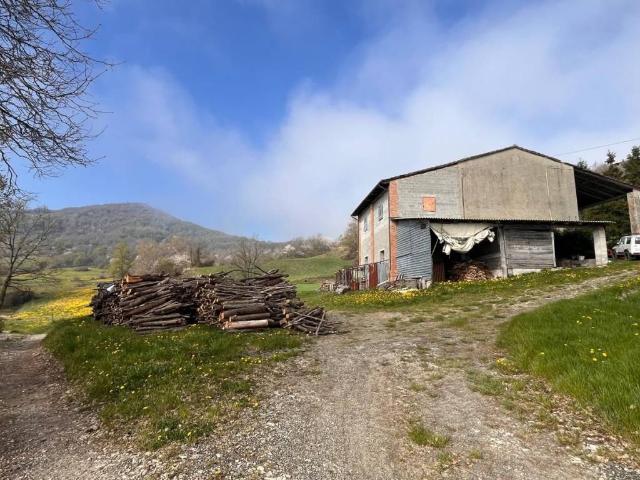 Rustico in vendita a Bettola, Reggio Emilia