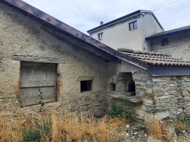 Rustico in vendita a Bettola, Reggio Emilia