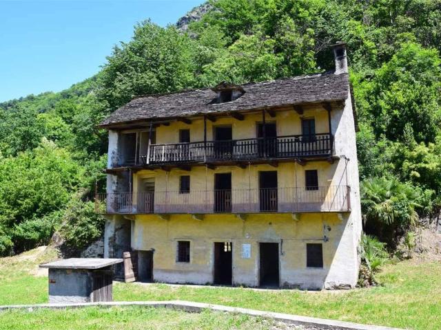 Rustico in vendita a Bannio Anzino, Piemonte