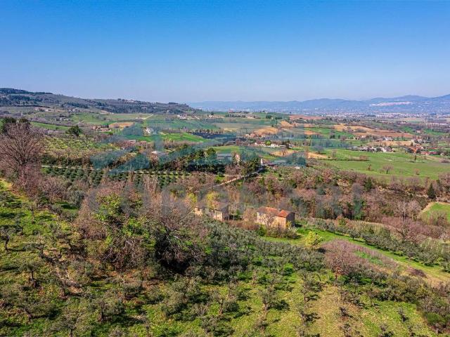 Rustico in vendita a Bevagna, Umbria