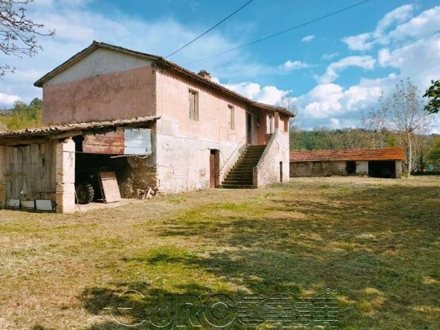 Rustico in vendita a Bevagna, Umbria