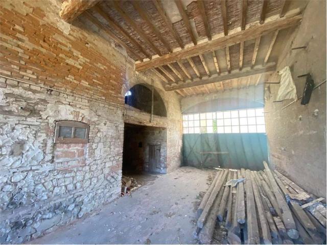 Rustico in vendita a Val d’Enza, Re