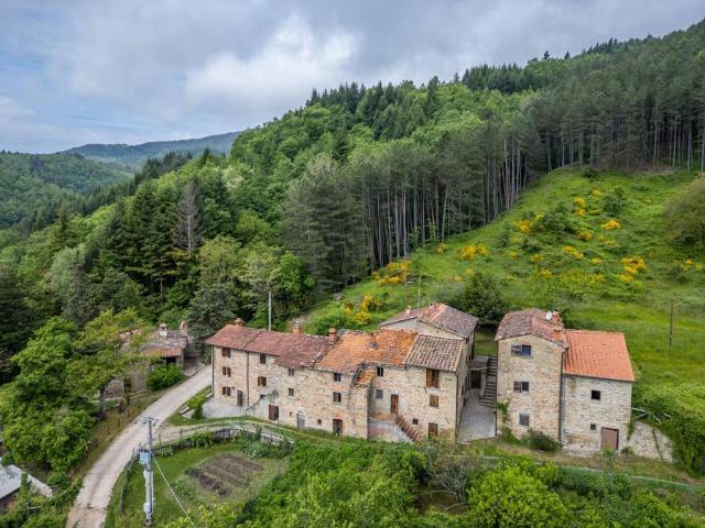 Rustico in vendita a Serravalle, Bibbiena