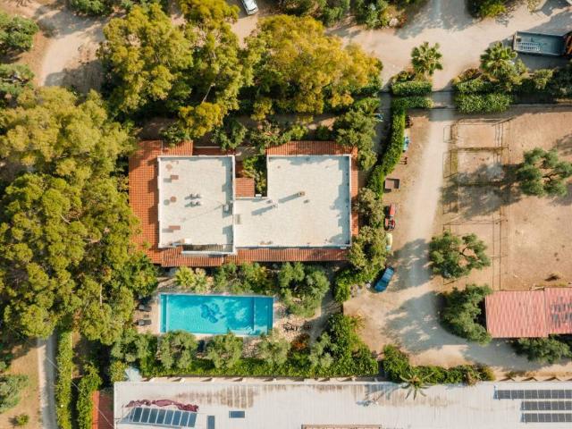 Rustico in vendita a Puglia, Barletta-andria-trani