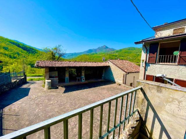 Rustico in vendita a Bobbio, Reggio Emilia