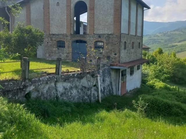 Rustico in vendita a Bobbio, Reggio Emilia