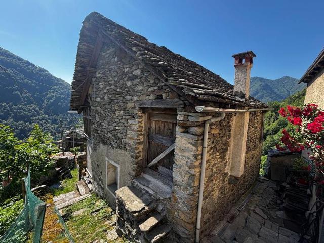 Rustico in vendita a Piemonte, Vercelli