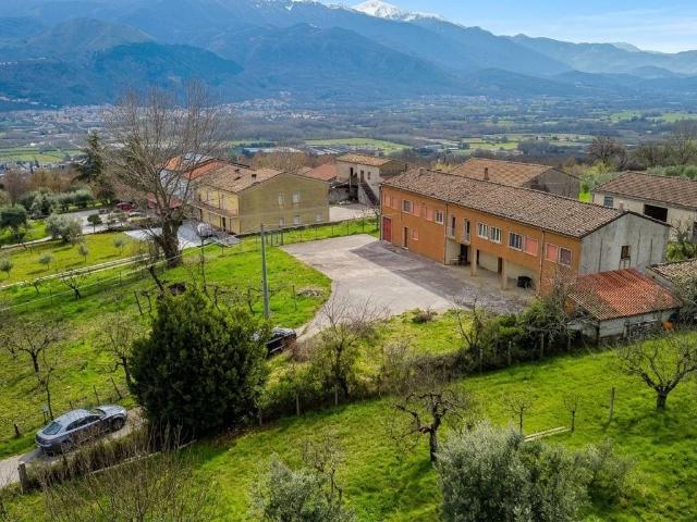 Rustico in vendita a Bojano, Molise
