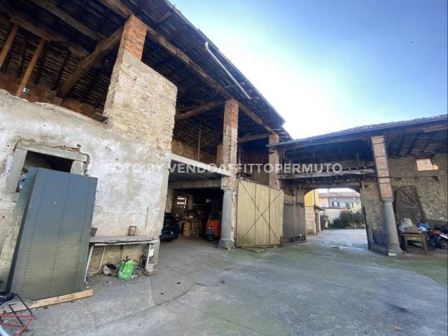 Rustico in vendita a Bolgare, Lombardia