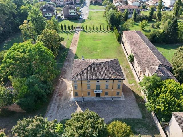 Rustico in vendita a Unione dei comuni del Sorbara, Ravarino