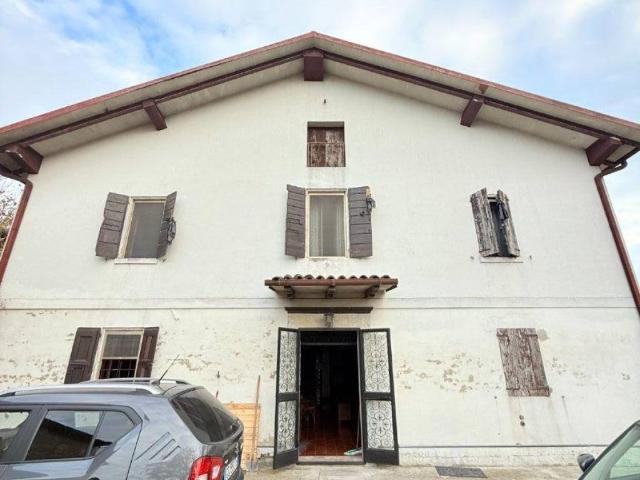 Rustico in vendita a Unione dei comuni del Sorbara, Bomporto