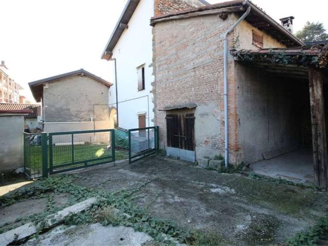 Rustico in vendita a Bonate Sopra, Lombardia