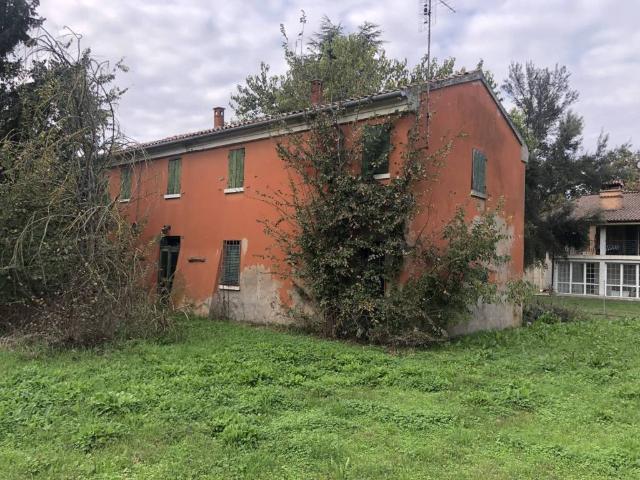 Rustico in vendita a Unione Alto Ferrarese, Bondeno