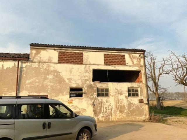 Rustico in vendita a Unione Alto Ferrarese, Bondeno