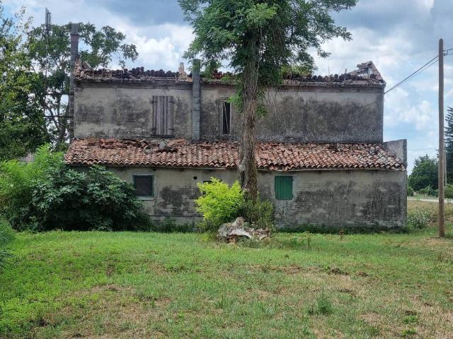 Rustico in vendita a Unione Alto Ferrarese, Bondeno