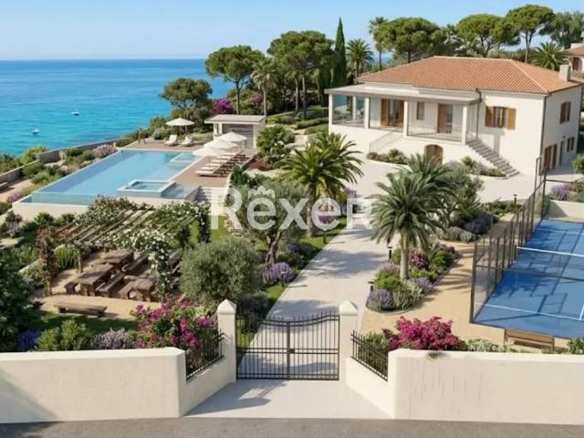 Villa Indipendente in vendita a Torrevecchia, Calabria