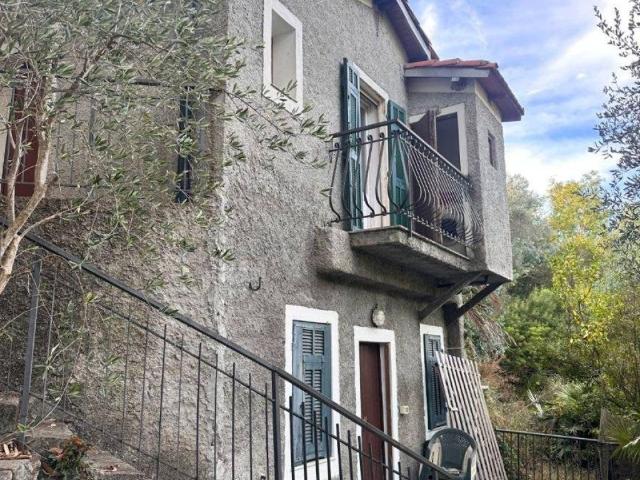 Rustico in vendita a Sasso di Bordighera, Bordighera