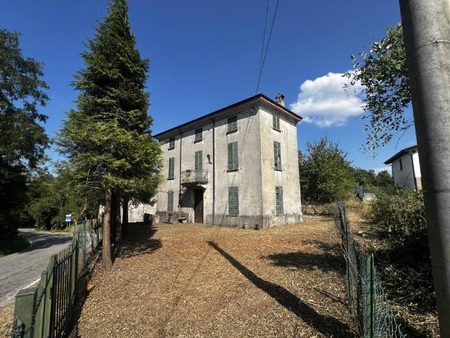 Rustico in vendita a Bore, Reggio Emilia