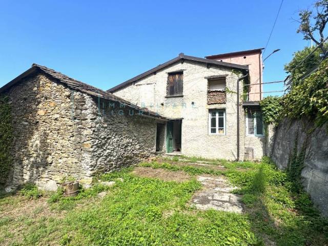 Rustico in vendita a Aquila Di Arroscia, Liguria