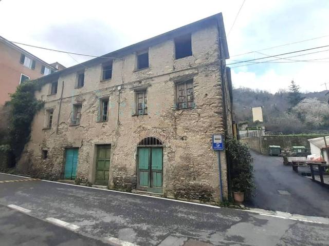 Rustico in vendita a Aquila Di Arroscia, Liguria