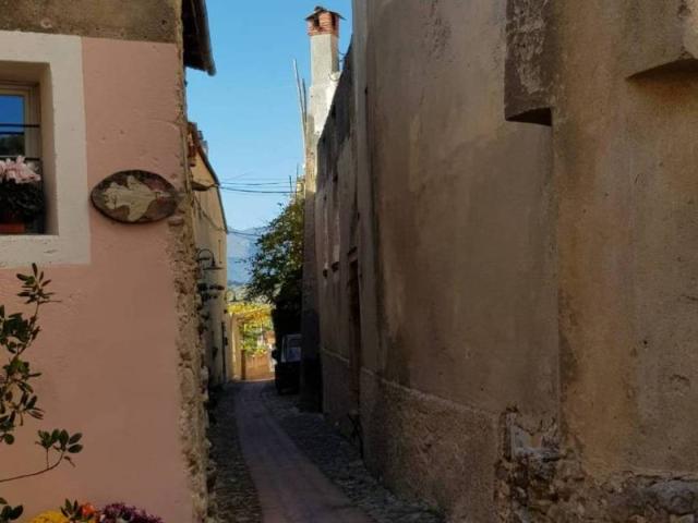 Rustico in vendita a Crosa, Borgio Verezzi