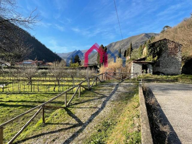 Rustico in vendita a Unione dei comuni Media Valle del Serchio, Borgo A Mozzano
