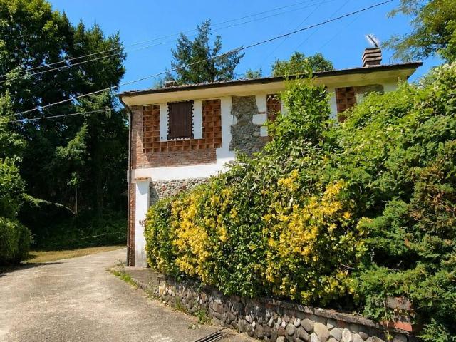 Rustico in vendita a Oneta, Borgo a Mozzano
