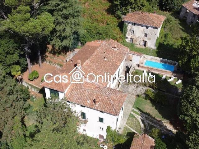 Rustico in vendita a Unione dei comuni Media Valle del Serchio, Borgo A Mozzano