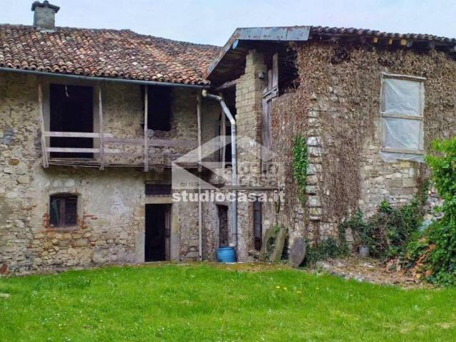 Rustico in vendita a Borgo Di Terzo, Lombardia