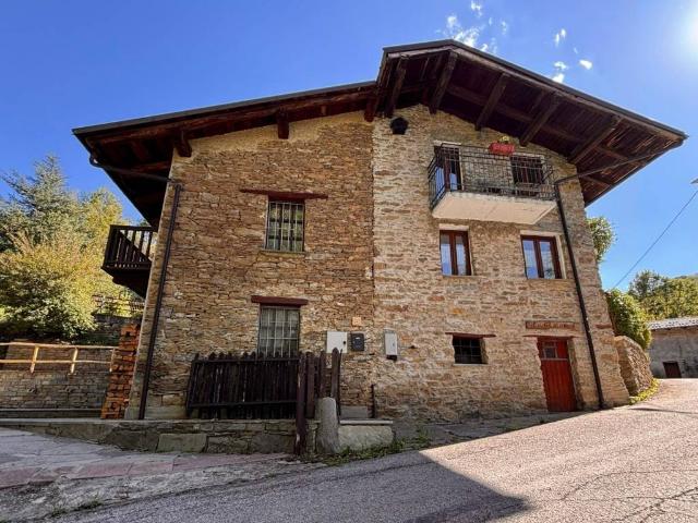 Rustico in vendita a Sant'Antonio Aradolo, Piemonte
