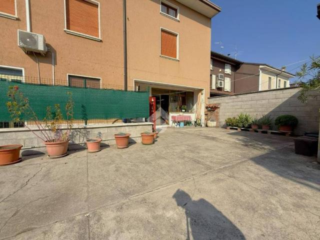 Rustico in vendita a Borgo San Giacomo, Brescia
