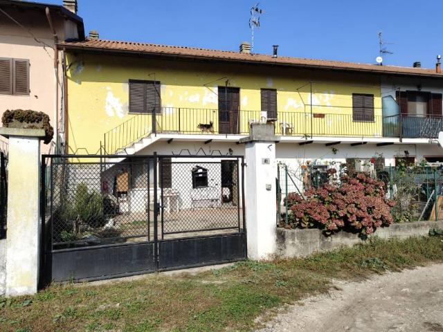 Rustico in vendita a Borgo Ticino, Novara