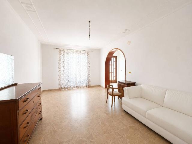 Villa Indipendente in vendita a Piemonte, Vercelli