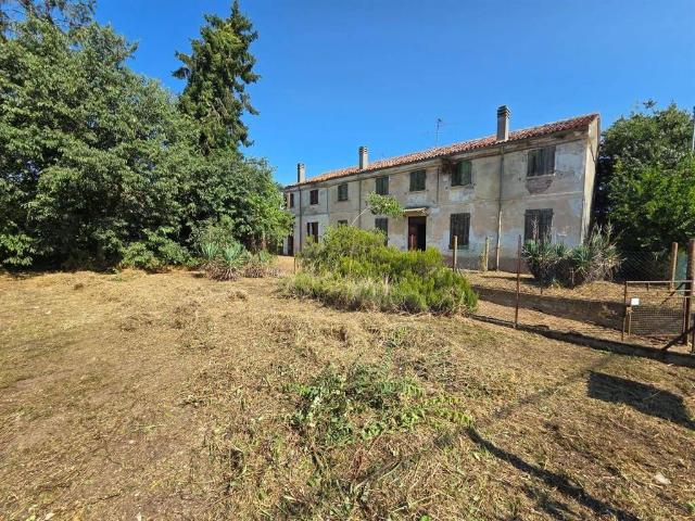 Rustico in vendita a Borgo Virgilio, Pietole