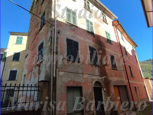 Rustico in vendita a Prato Sopralacroce, Borzonasca