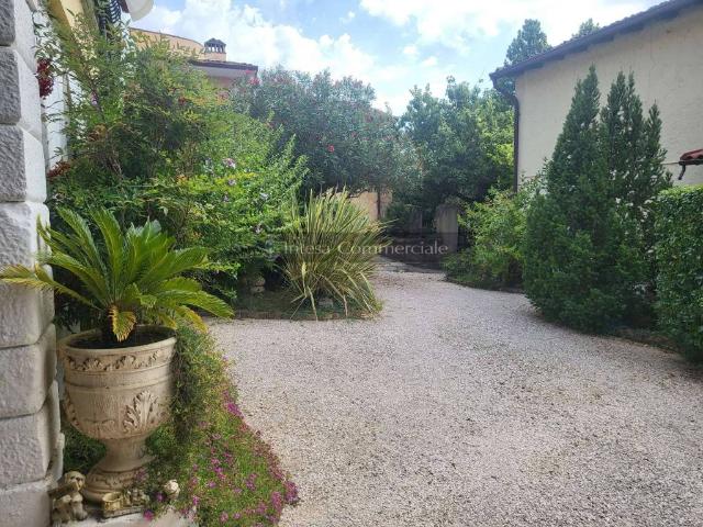 Rustico in vendita a Villaggio Marcolini, Botticino