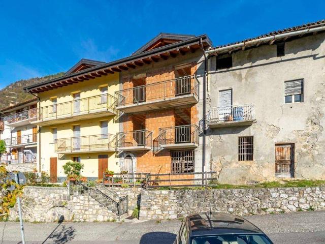 Rustico in vendita a Comunità Montana della Valle Brembana, Bracca