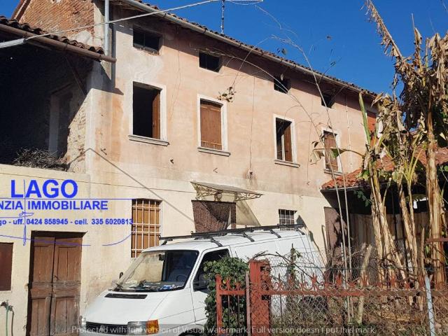 Rustico in vendita a Breganze, Veneto