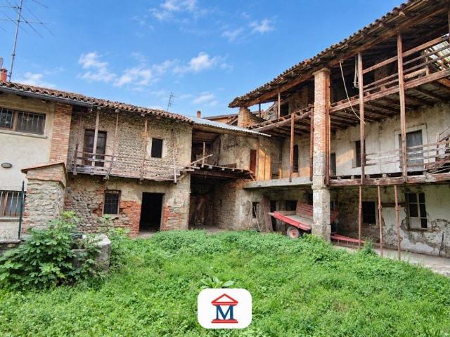 Rustico in vendita a Brembate di Sopra, Bergamo