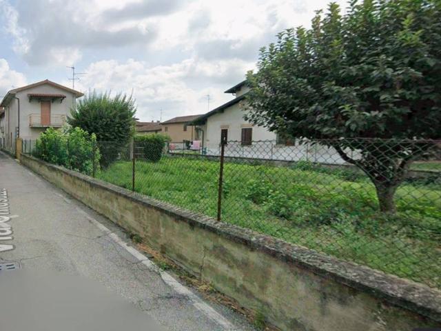 Rustico in vendita a Brembio, Lombardia
