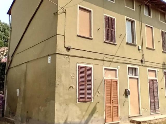 Rustico in vendita a Breme, Lombardia