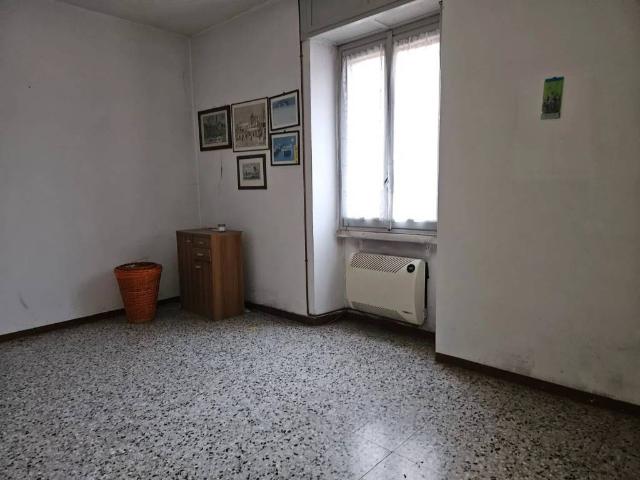 Rustico in vendita a Brenna, Lombardia