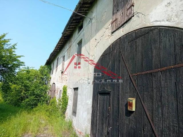 Rustico in vendita a Bassa Reggiana, Re
