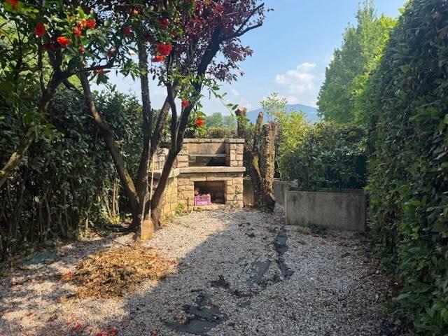Rustico in vendita a Zona Ovest, Brescia