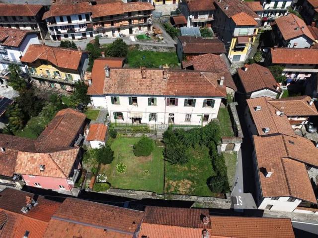 Rustico in vendita a Brovello-Carpugnino, Piemonte