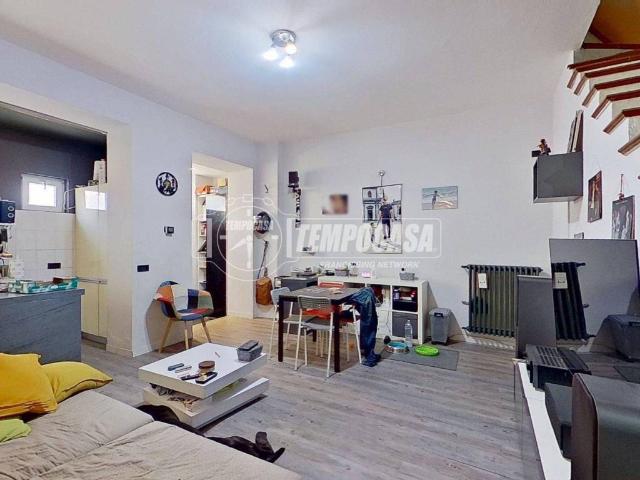 Rustico in vendita a Brugherio, Monza-brianza