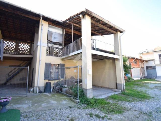 Rustico in vendita a Brugherio, Monza-brianza